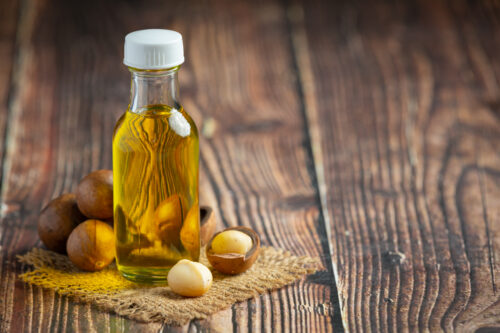 Castor Oil: The All-Natural Solution for Clear, Hydrated Skin