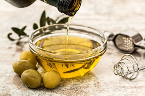 Why Pure Castor Oil Is the Secret Ingredient Missing from Your Skincare Routine